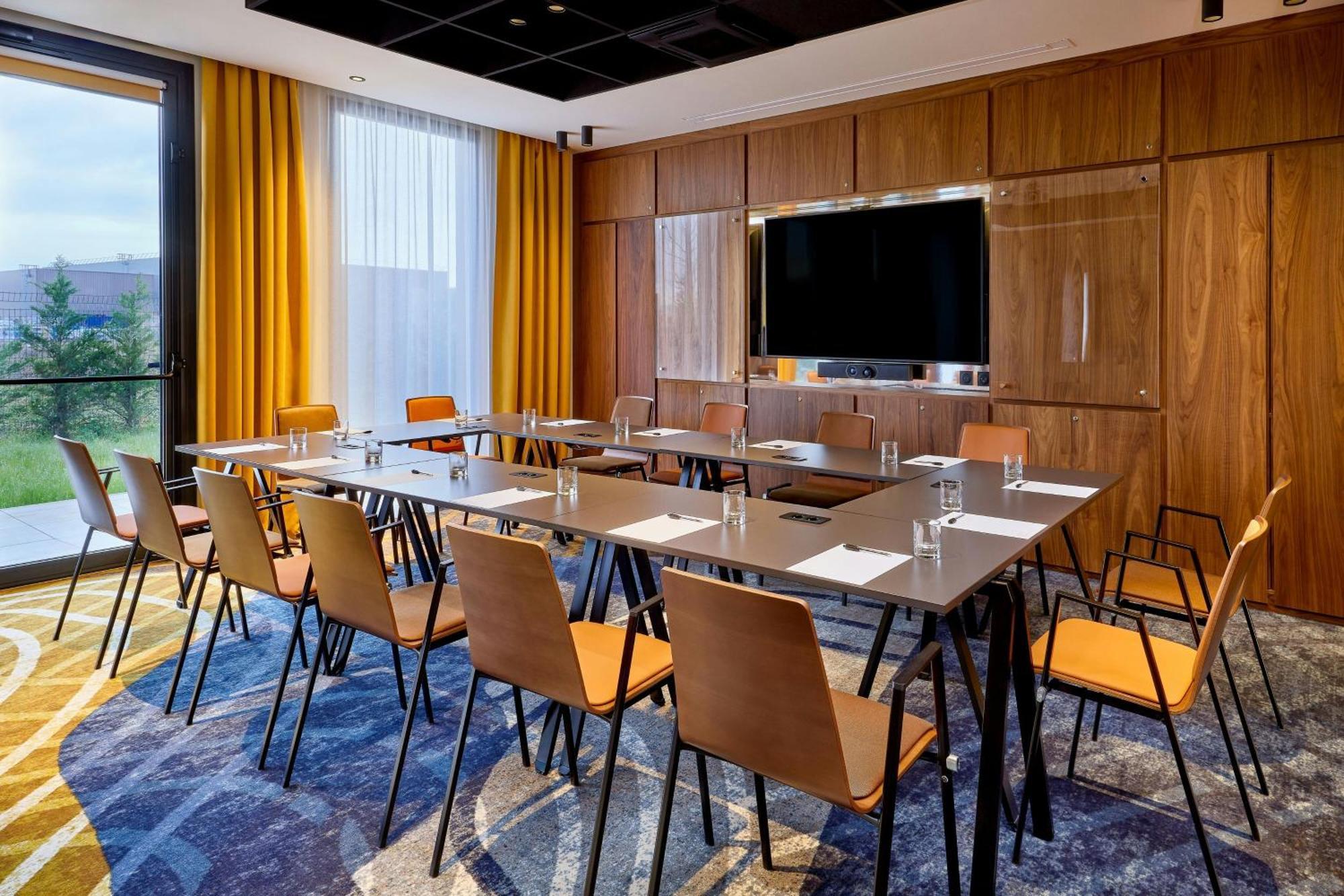 Courtyard By Marriott Lyon Eurexpo Stadium Genas Εξωτερικό φωτογραφία